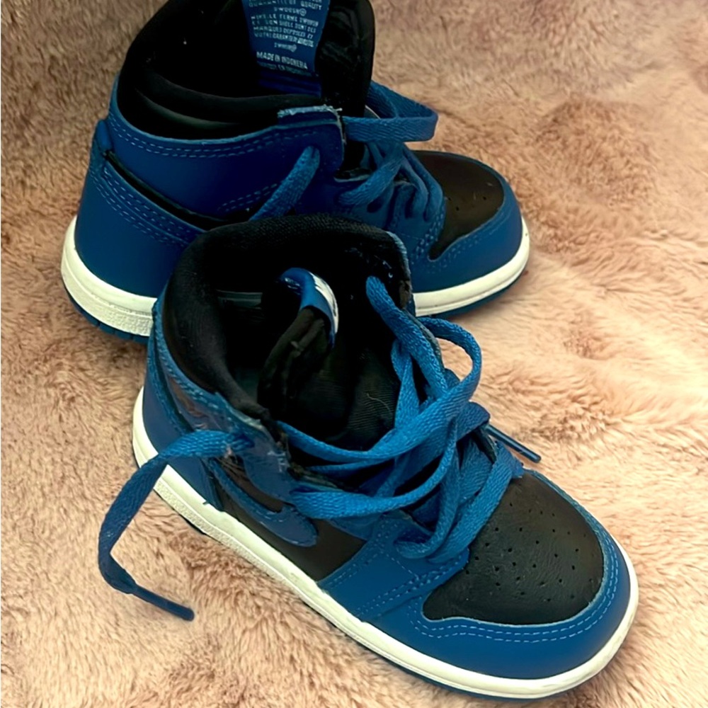 Kids High Top Jordan 1s